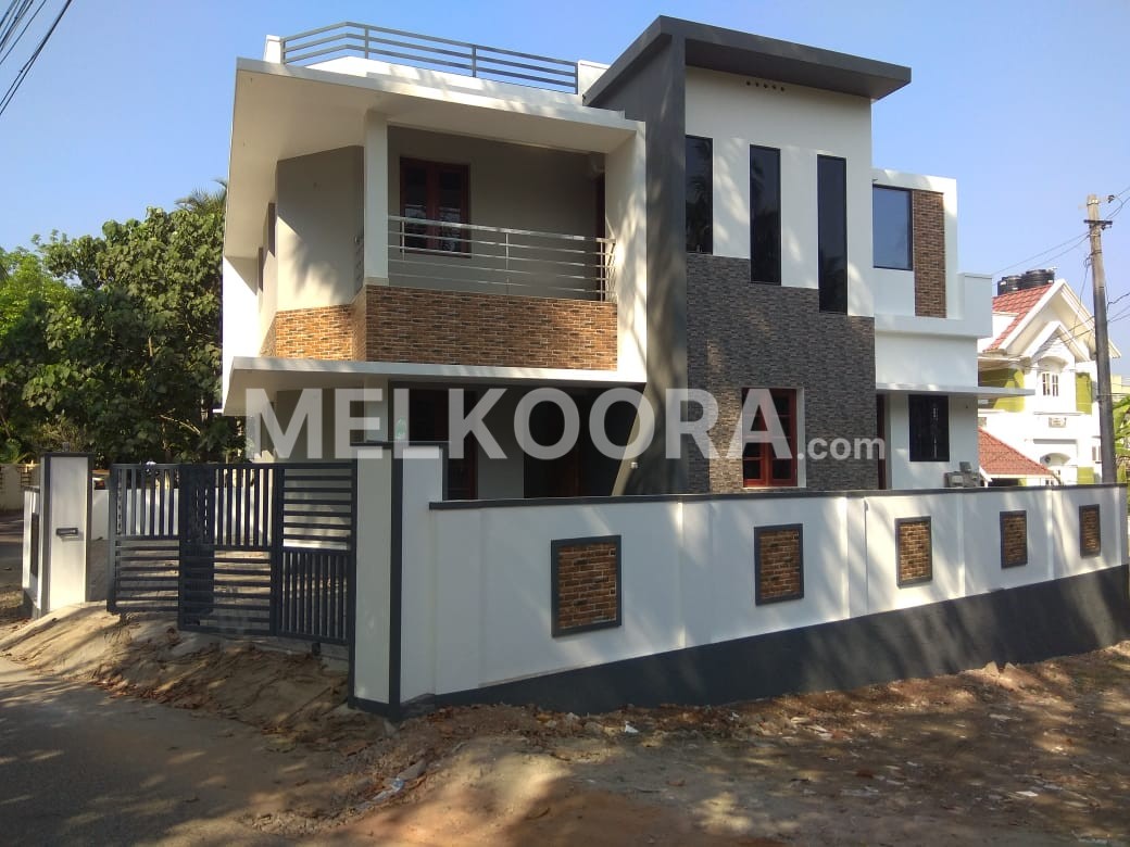 Spacious 4BHK Semi-Furnished House for Rent in Kangarapady