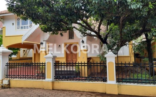 4 BHK SEMI FURNISHED VILLA FOR RENT IN MATHER PROMINDE , CHEMBUMUKKU