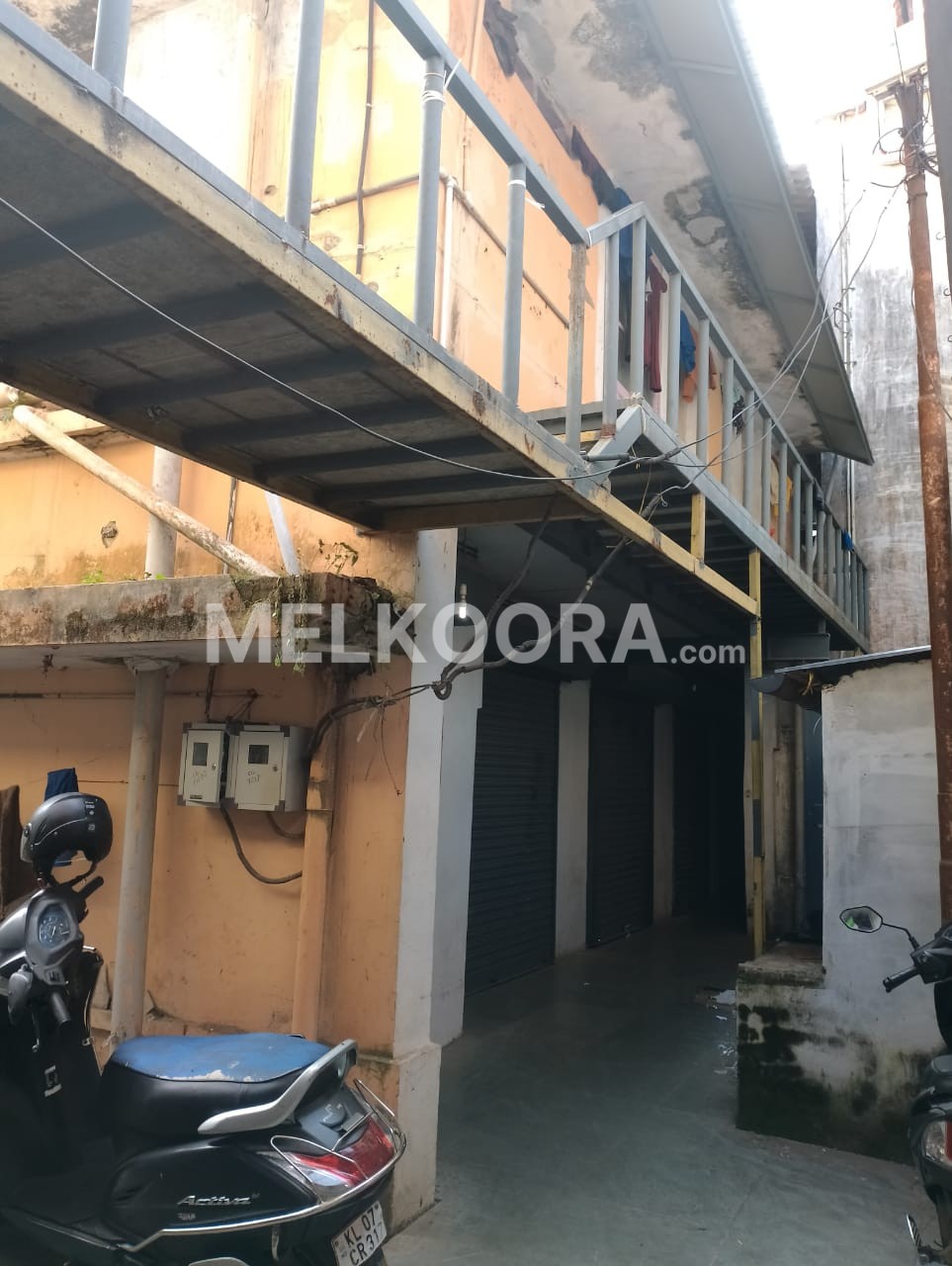 4 Cents/3000 Sq. Ft. Building for Sale in Kaloor