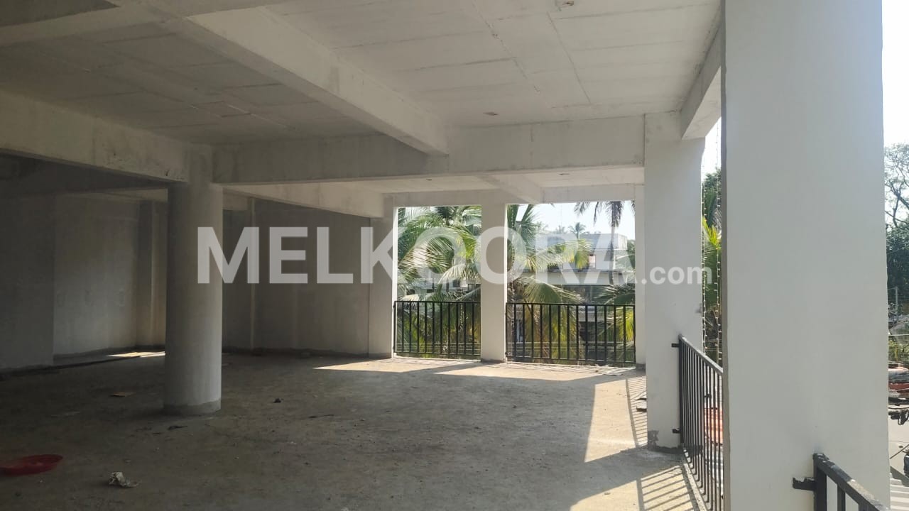 1900 sq.ft Showroom Space Available for Rent in Thripunithura