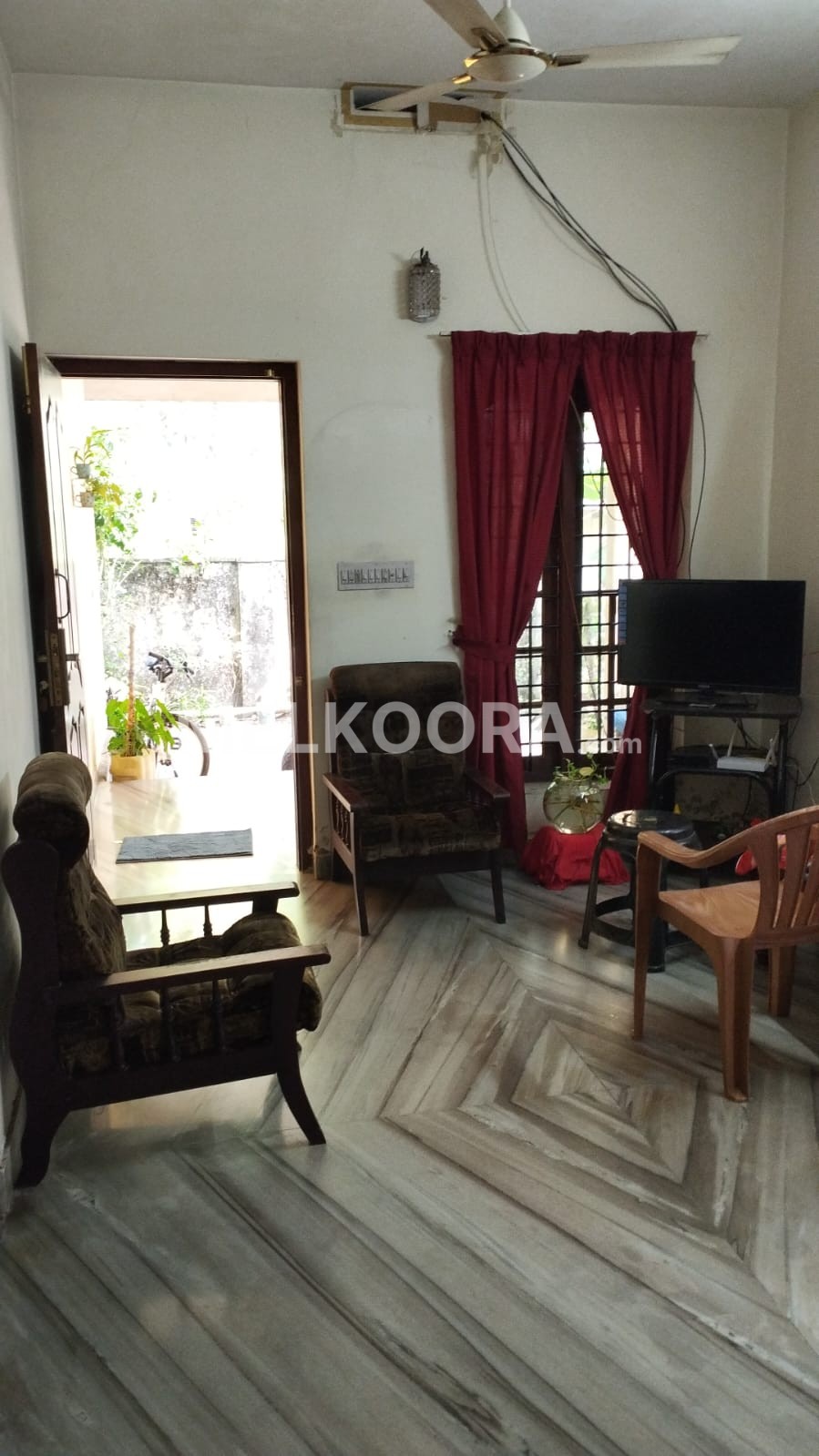 Spacious semi-Furnished House for Sale in Vyttila