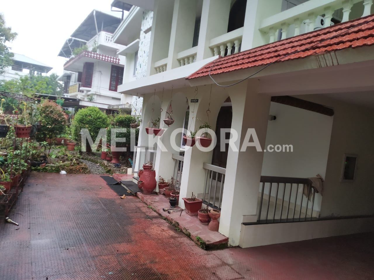 Stylish and Fully Furnished 3BHK Independent House for Rent in Palarivattom at just Rs. 25,000