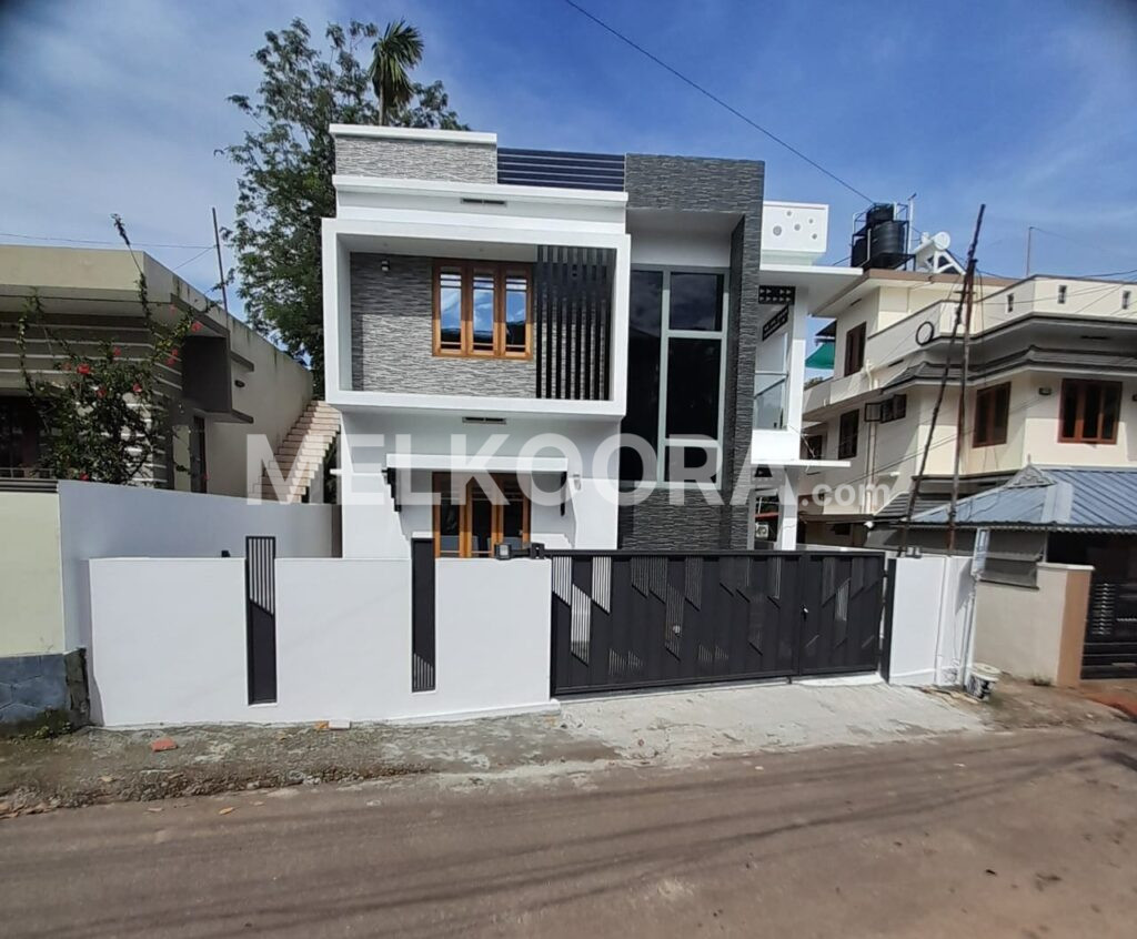 Villa for Sale in Kalamassery