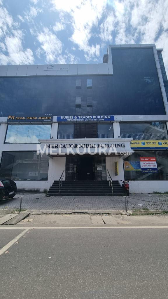 890Sqft Semi Furnished Commercial Building For Rent at High Court,Market Road For Rs 60000