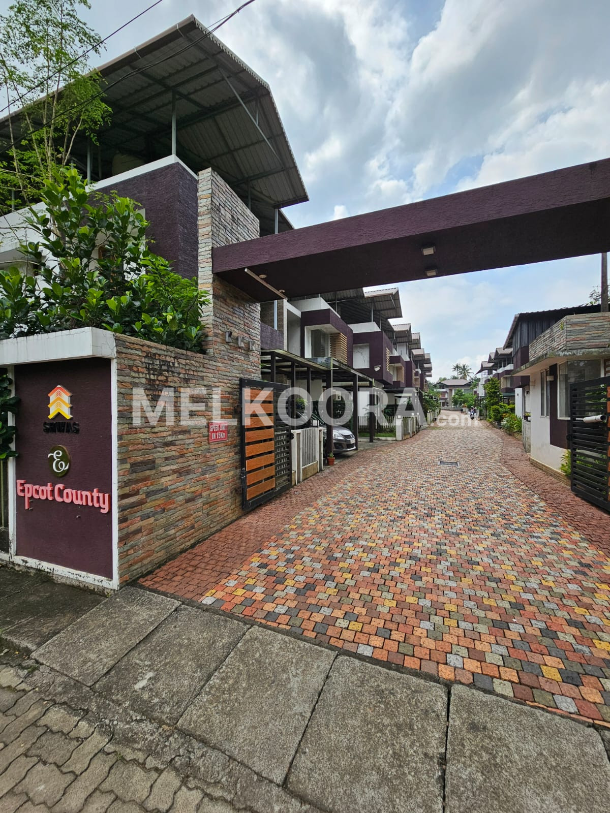 3 BHK Fully Furnished Gated Villa For Sale in Aluva