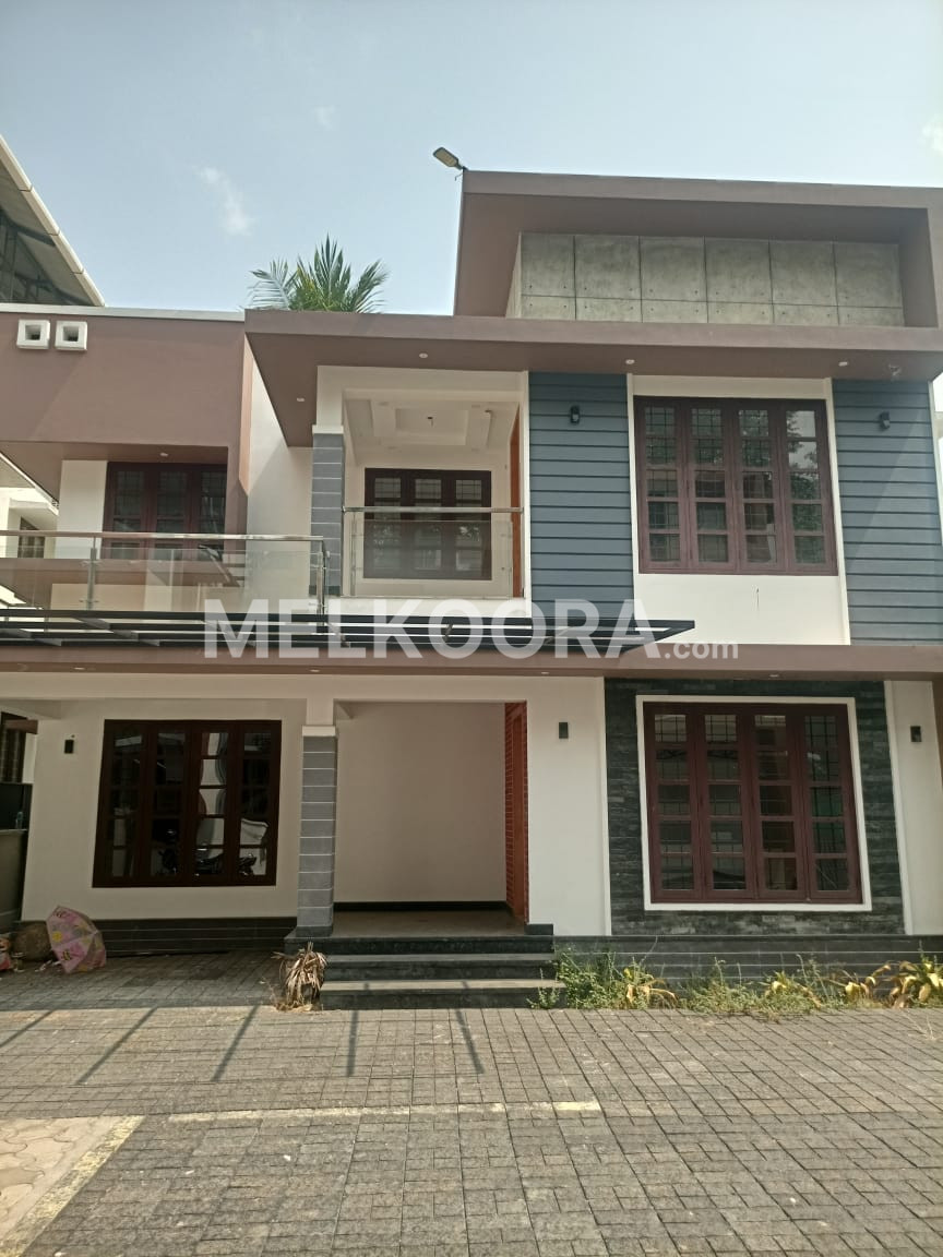 3BHK 1500Sqft Semi Furnished House for Sale at Kakkanad for Rs 70Lakhs