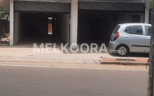 2800Sqft Unfurnished Commercial Building for Rent at Kaloor for Rs 40000