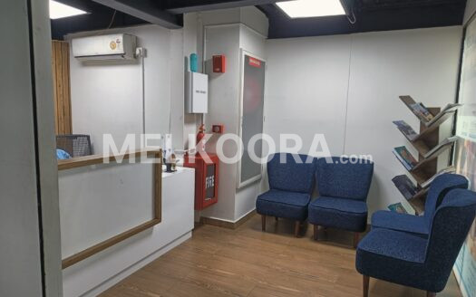 1700Sqft Semifurnished Commercial building for Rent at Vytila for Rs 93500