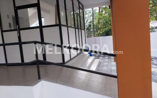 4000Sqft Semi furnished Office Space for Rent at Vytilla for Rs50/Sqft