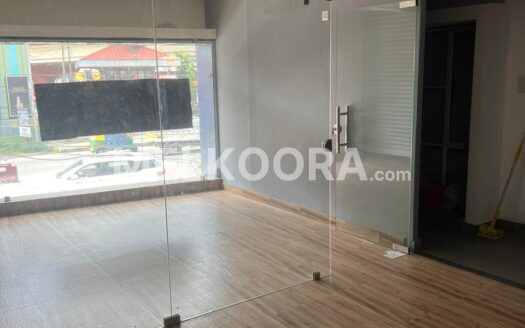 600Sqft Semi Furnished Office Space For Rent at Vytilla For Rs 40000/Month