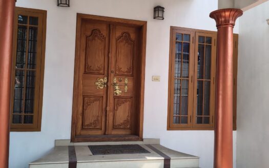 8BHK 4000Sqft Semi Furnished House for sale at Kadavanthara for Rs3.50Cr