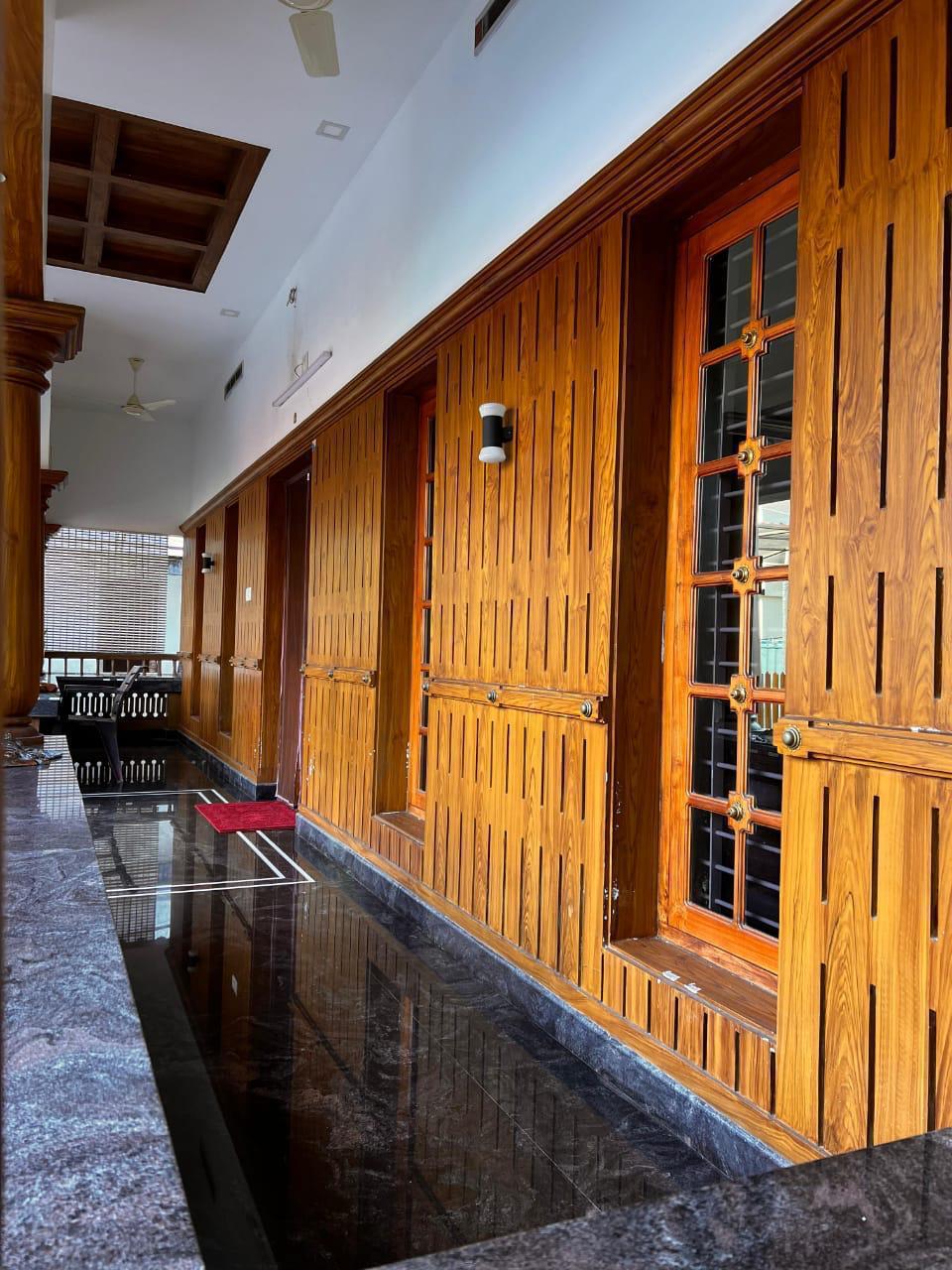 4BHK 2800Sqft Semi Furnished house for sale at Iringalakkuda for Rs.1.15Cr.