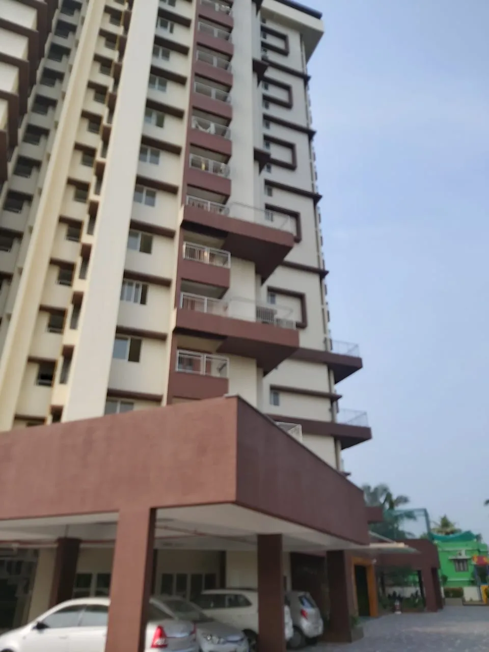 3BHK 1571Sqft Semi Furnished Flat for Sale at Vyttila for Rs 1.35 Cr