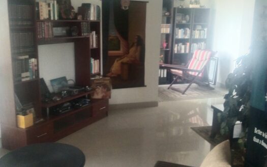 3BHK 1305Sqft semi Furnished Flat for Sale at Thipunithura for Rs 80L