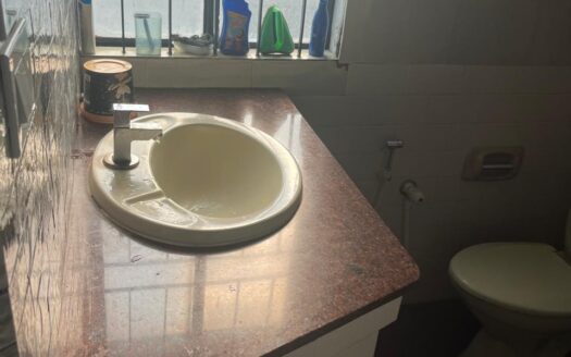 3BHK 1700Sqft Fully Furnished Flat for Sale at Panampilly Nagar for 1.4Cr.