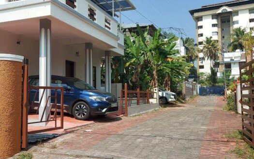 4BHK 2042Sqft Semi Furnished Villa For Sale at Kakkanad For Rs 1.15Cr.