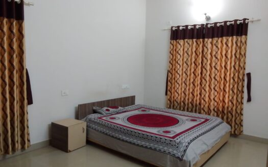 3BHK 1800Sqft Fully Furnished Gated Villa for Rent at Vyttila for Rs 24000/Month.