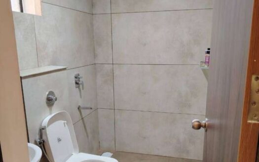 2BHK 1000Sqft Fully Furnished Flat for Rent at Vyttila for Rs 45000/Month.