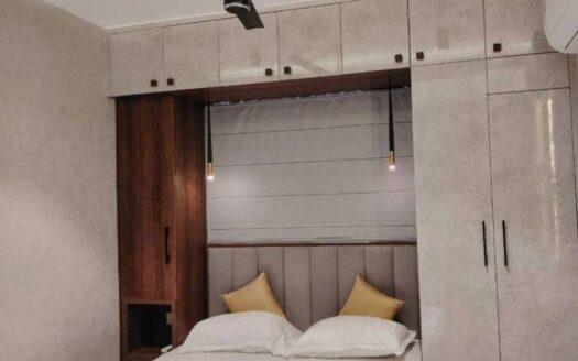 2BHK 1000Sqft Fully Furnished Flat for Rent at Vyttila for Rs 45000/Month.