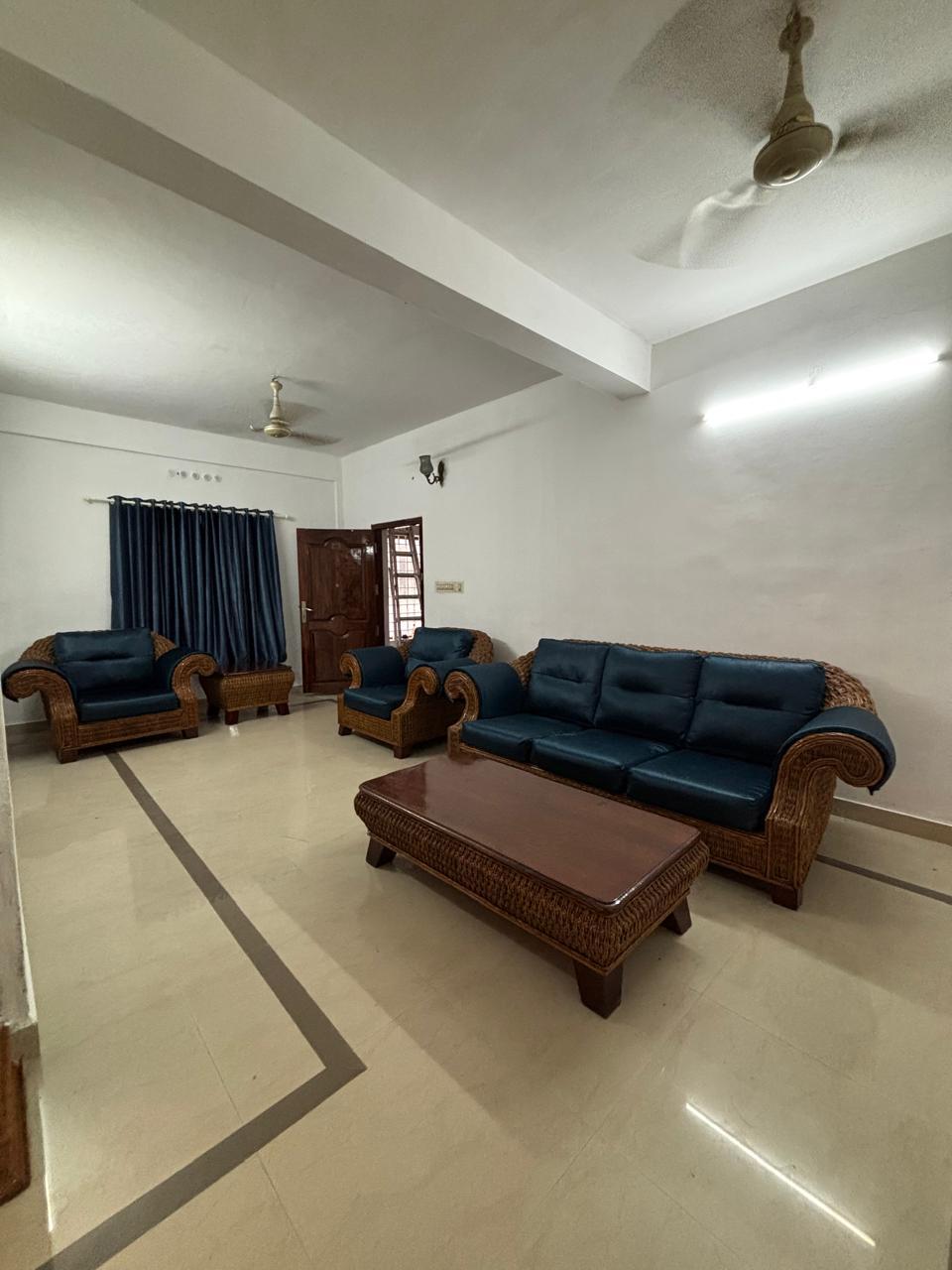 3BHK 1300Sqft semi Furnished Apartment for Rent at Kaloor for Rs 35000/Month