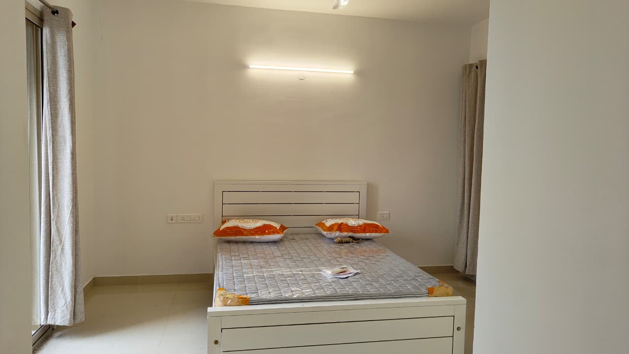 3BHK 1700 sqft Fully furnished Flat for Rent at Kakkanad for Rs 45000/Month