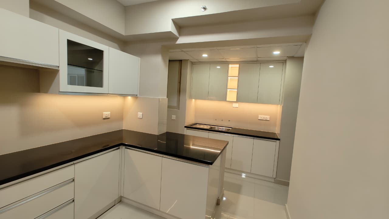 3BHK 1700 sqft Fully furnished Flat for Rent at Kakkanad for Rs 45000/Month