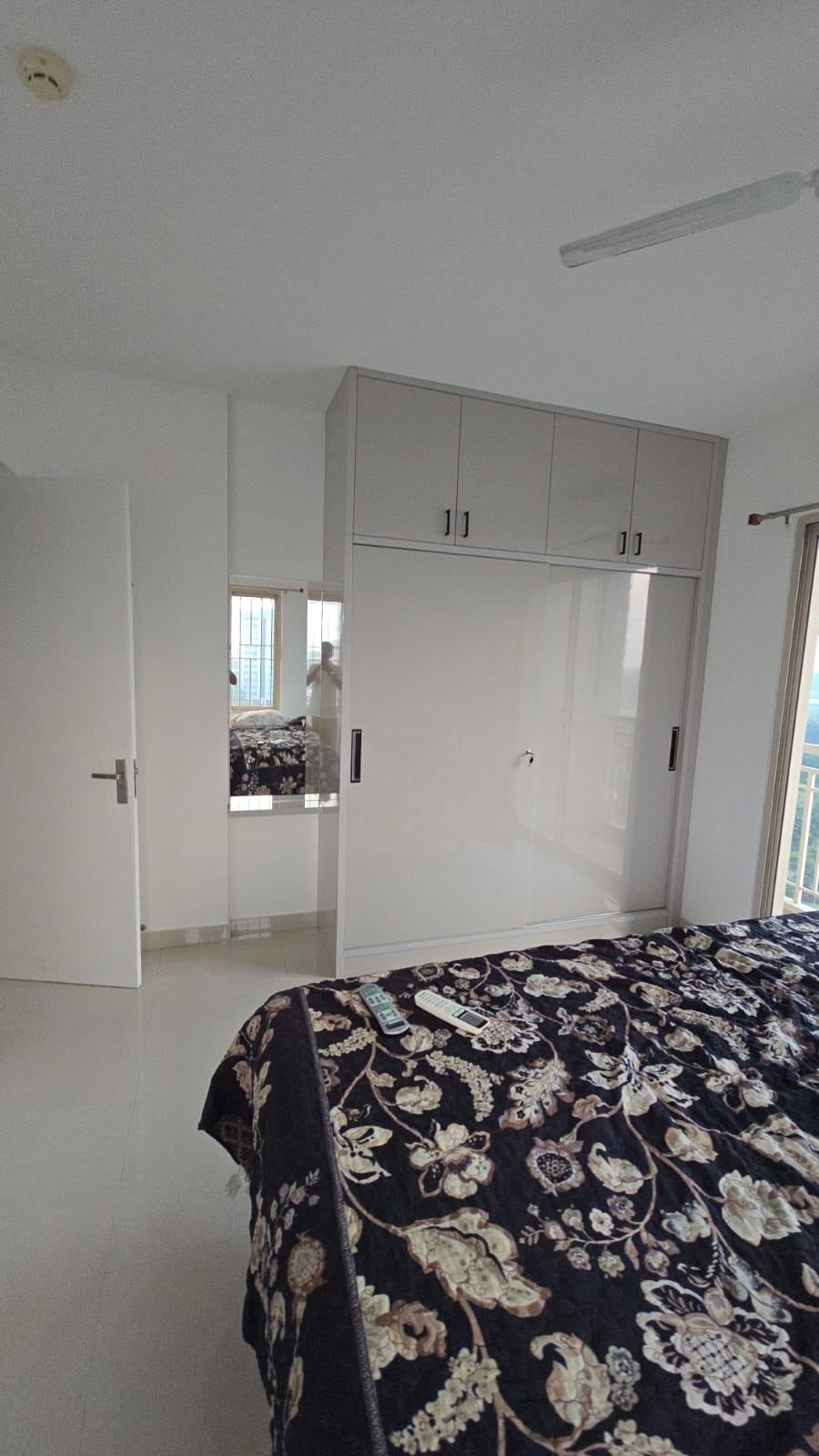 3BHK 1700sqft Fully Furnished Flat for Rent at Kakkanad for Rs 48000/Month