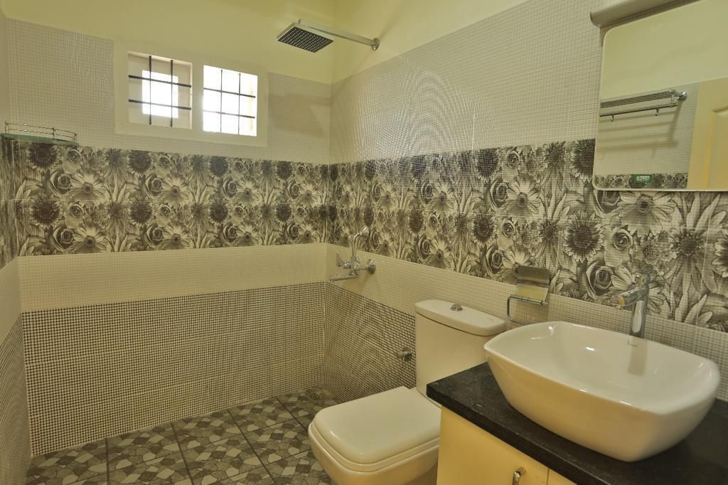 3BHK 2000Sqft Fully Furnished Villa for Rent at Vyttila for Rs.40000/month