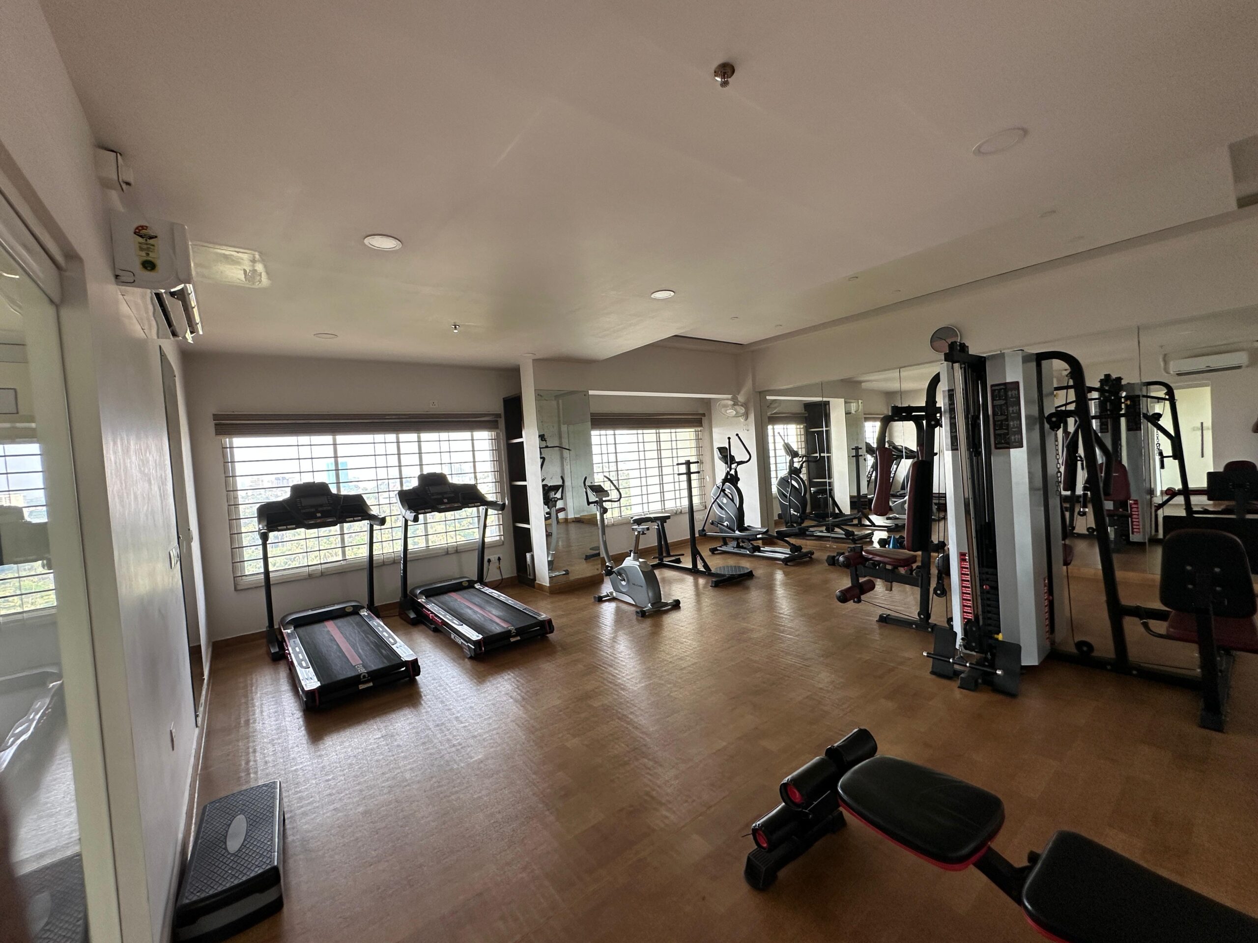 4BHK 2800Sqft Semi Furnished Flat for Rent at  Palarivattom for Rs 55000/Month