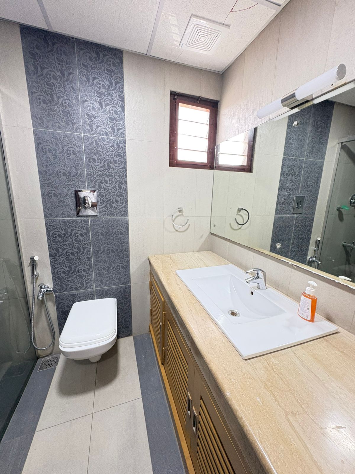 4BHK 2400sqft Fully Furnished Villa for Rent at Kakkanad for Rs 45000/Month